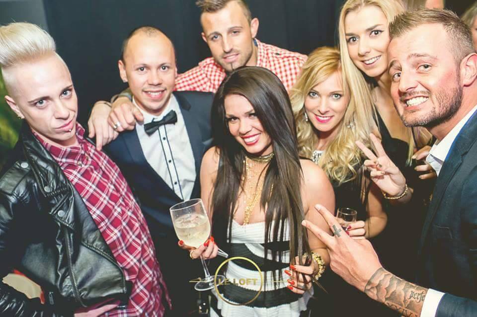 FontanaMarion's tweet photo. Quelques photos de la #Jet7Night http://t.co/wtDVEoiLEu