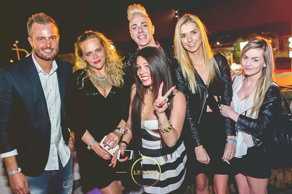 FontanaMarion's tweet photo. Quelques photos de la #Jet7Night http://t.co/wtDVEoiLEu