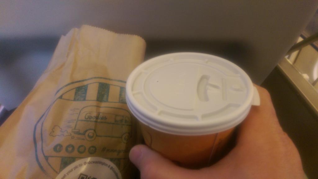 wlmeal's tweet photo. @ndcwashington @goodiesdc thanks for the Monday am treat #working4you #mmmgoodies http://t.co/HYpGIdWOce