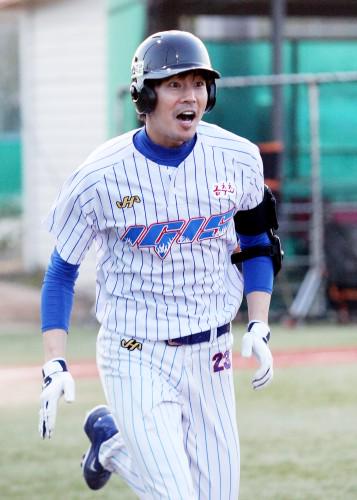 bangnoona's tweet image. #Leesangyun #IGIS “우하하하하 안타다~~!!!”
(cr:hanstar)