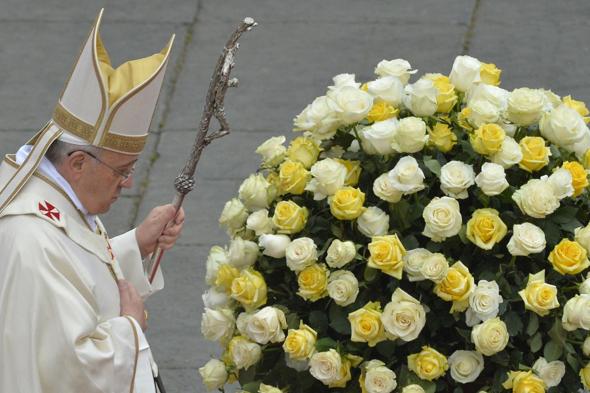 alexginotta's tweet photo. Un anno fa la #Canonizzazione di San Giovanni Paolo II e San Giovanni XXIII
#2popesaints #GPII #Papaboys http://t.co/SmytDkOos1