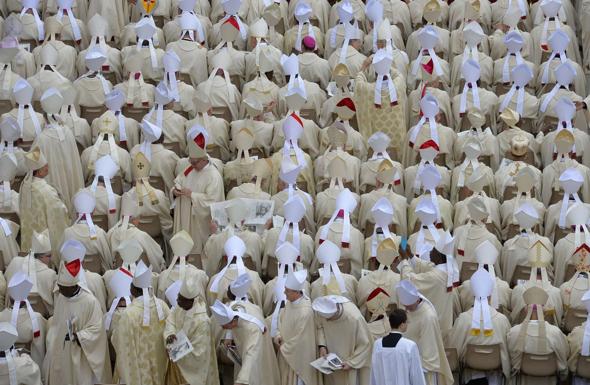 alexginotta's tweet photo. Un anno fa la #Canonizzazione di San Giovanni Paolo II e San Giovanni XXIII
#2popesaints #GPII #Papaboys http://t.co/SmytDkOos1