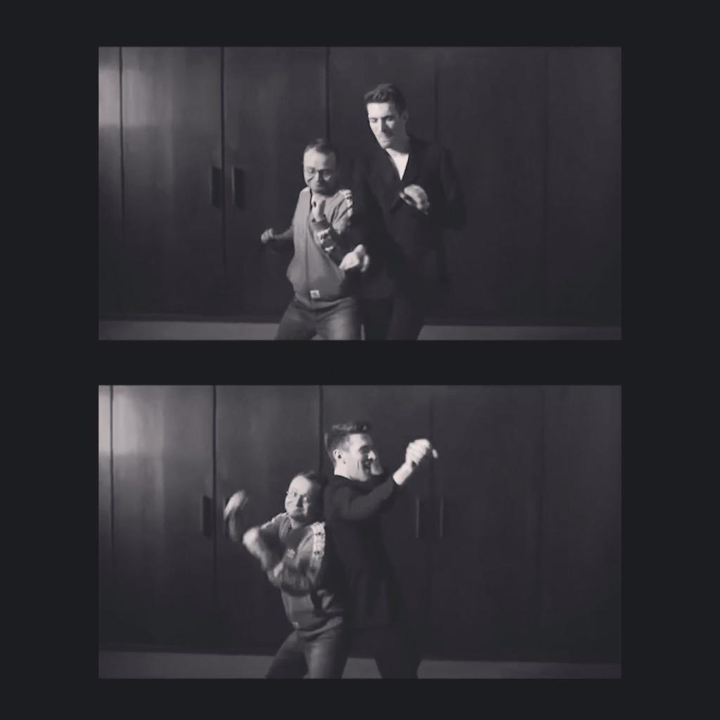 albymen's tweet photo. Noi ce la balliamo! @giov_caccamo
Link: https://t.co/Zui8oYLGrI
#velini #oltrelestasi #backstage http://t.co/03poUEwW0r