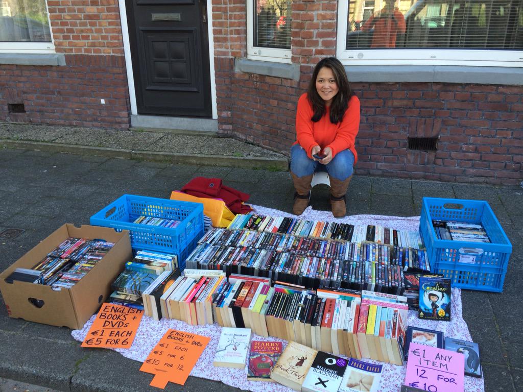 drnorth's tweet image. We're selling books and DVDs this #Koningsdag. Find us on Thomsonlaan Den Haag. #QualityMerch