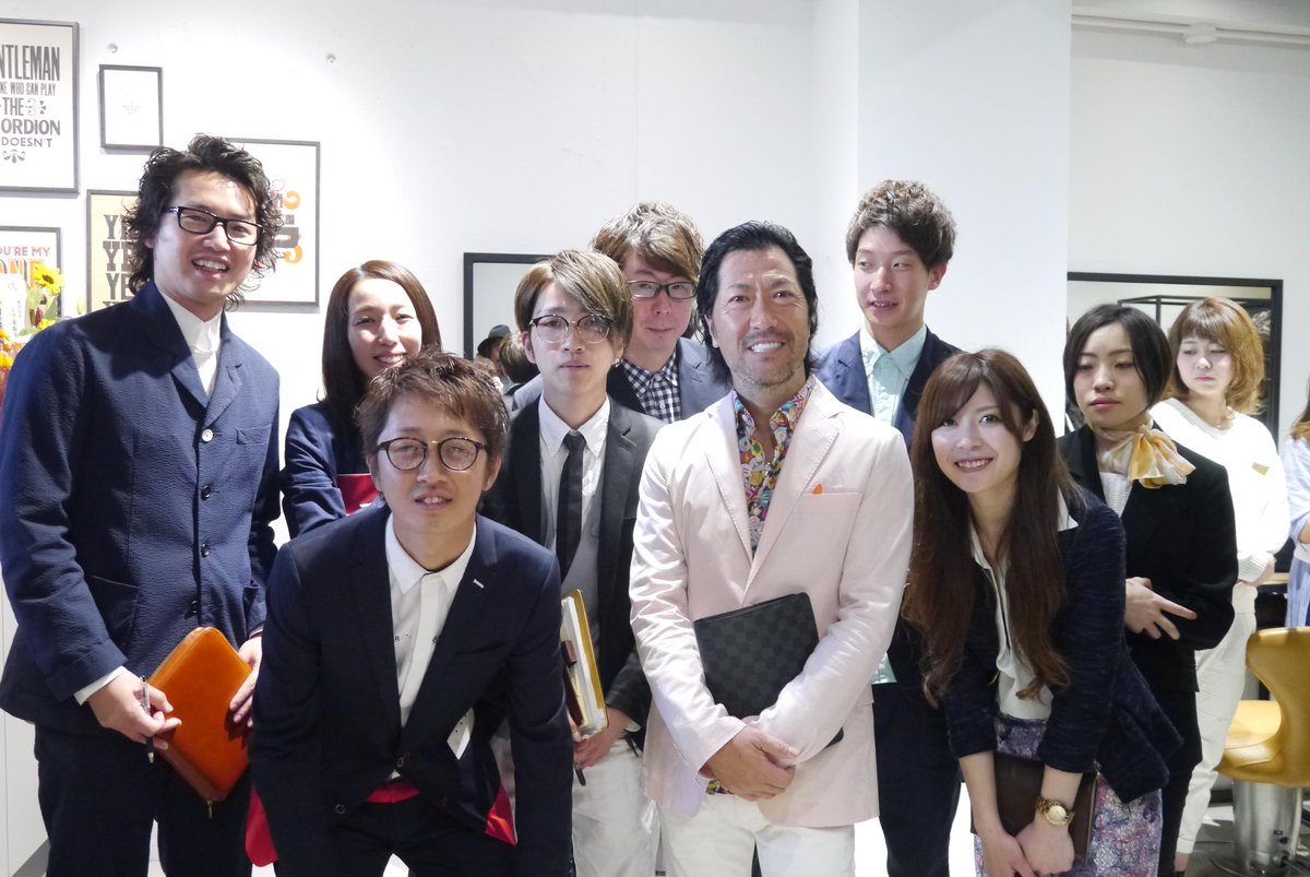 Hairmake Earth ヘアメイクアース 横浜 青葉台店 本日オープン Http T Co Raankrhyba 写真はオープン朝礼の様子 スタッフ一同 地域の皆様に愛されるお店作りに励んでまいります ご来店お待ちしております Http T Co Artpzawiwg Hairmake Earth ヘアメイクアース 横浜 青葉台店 本日オープン Http T Co Raankrhyba 写真はオープン朝礼の様子 スタッフ一同 地域の皆様に愛されるお店作りに励んでまいります ご来店お待ちしております Http T Co Artpzawiwg