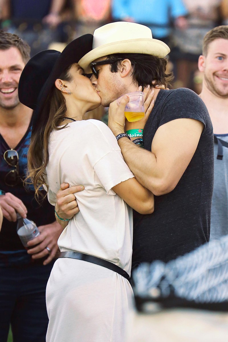 Йен сомерхолдер жена и дети. Йен сомерхолдер и никки рид с ребенком 2022. Йен сомерхолдер с дочкой и женой 2021. Дочь йена сомерхолдера и никки. Ребёнок ена сомерхолдера и ники рид.