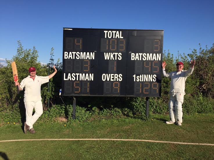 toccc's tweet image. Congrats to Kev H (@redstartblack) on his first-ever Comtemptible 50! Also in pic, Wrighty &amp;amp; his best-ever score.