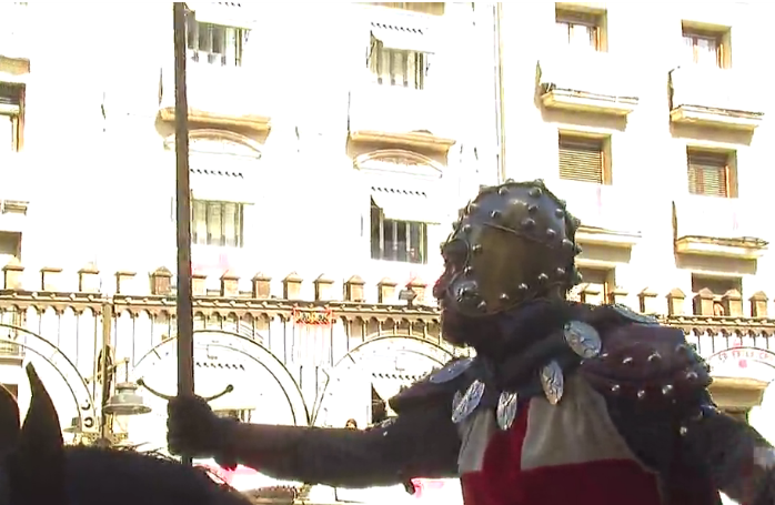 Fila_Mirons's tweet photo. Di a los tuyos... ARMAAAAS!!! ARMAAAAAS!!!! #festesalcoi2015p66 #alcoi #alcoy #MiCAlcoi2015 http://t.co/jOos1HrDWl