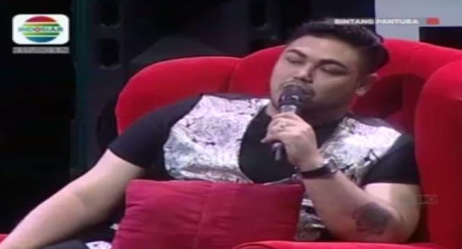 Ivan Gunawan lagi kasih beberapa tips loh, bunda ratu <a href="/daratista_inul/">Inul Daratista</a> siap make over Gynna #BintangPantura