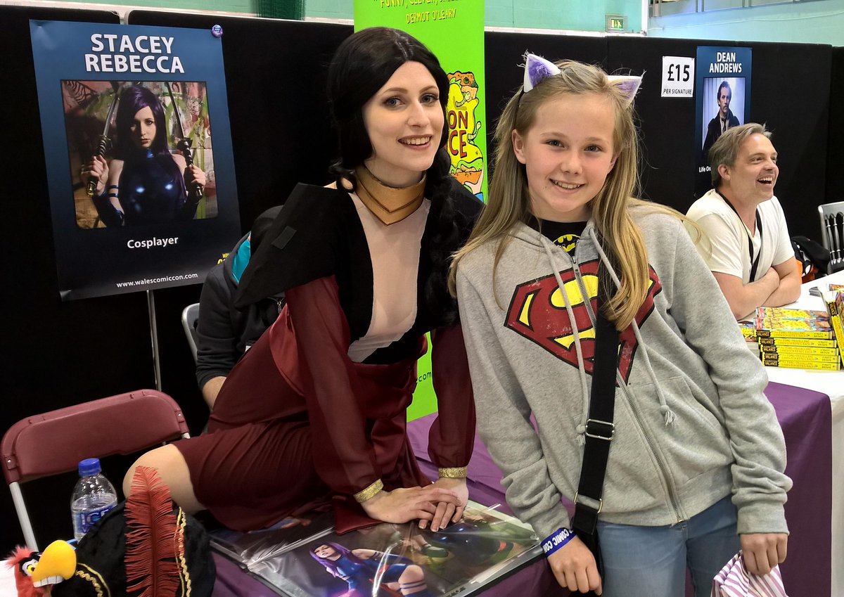 yosagojimbo's tweet photo. My Daughter was over the moon to meet @StaceyofGotham & @Mark_Sheppard @walescomiccon yesterday. #AlreadyFramed http://t.co/HEo21eEIsk