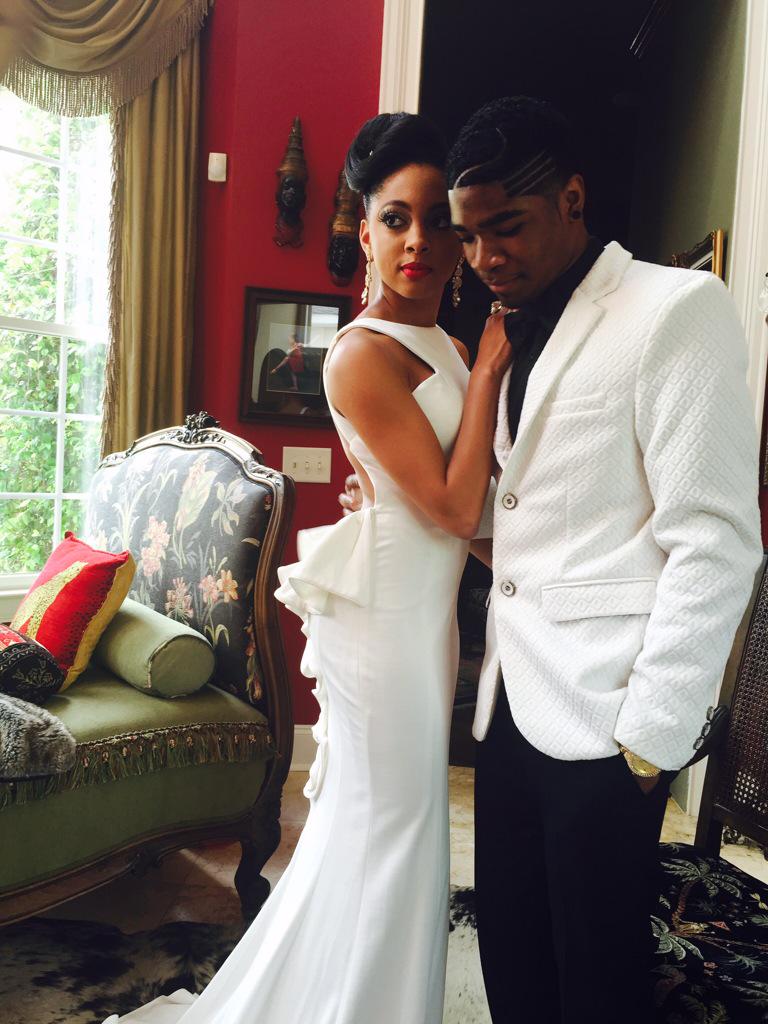 kenziesymone's tweet photo. Ok. I'm done. #LeaveNoWitness #LeaveNoWitnesses #prom2k15 #Prom2015 #NHSProm #nhsprom2015 http://t.co/mbvIOWOxKw