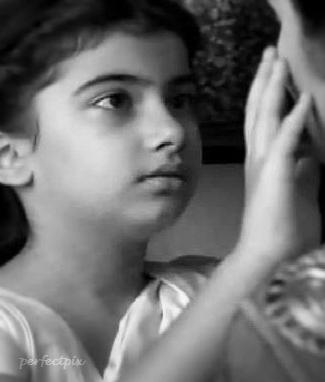 1perfectpix's tweet photo. @imwaseemsabir @ruhanakhanna #Gangaa The student learns about #PerfectTouch from the #MasterOfEmotion #WaseemSabir http://t.co/mfL88ppbvJ