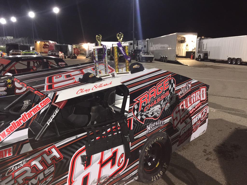 Nice little weekend 2 features 2 wins <a href="/cschneid95/">©layton Schneider</a> <a href="/cschneid95/">©layton Schneider</a> <a href="/raceimca/">IMCA</a>