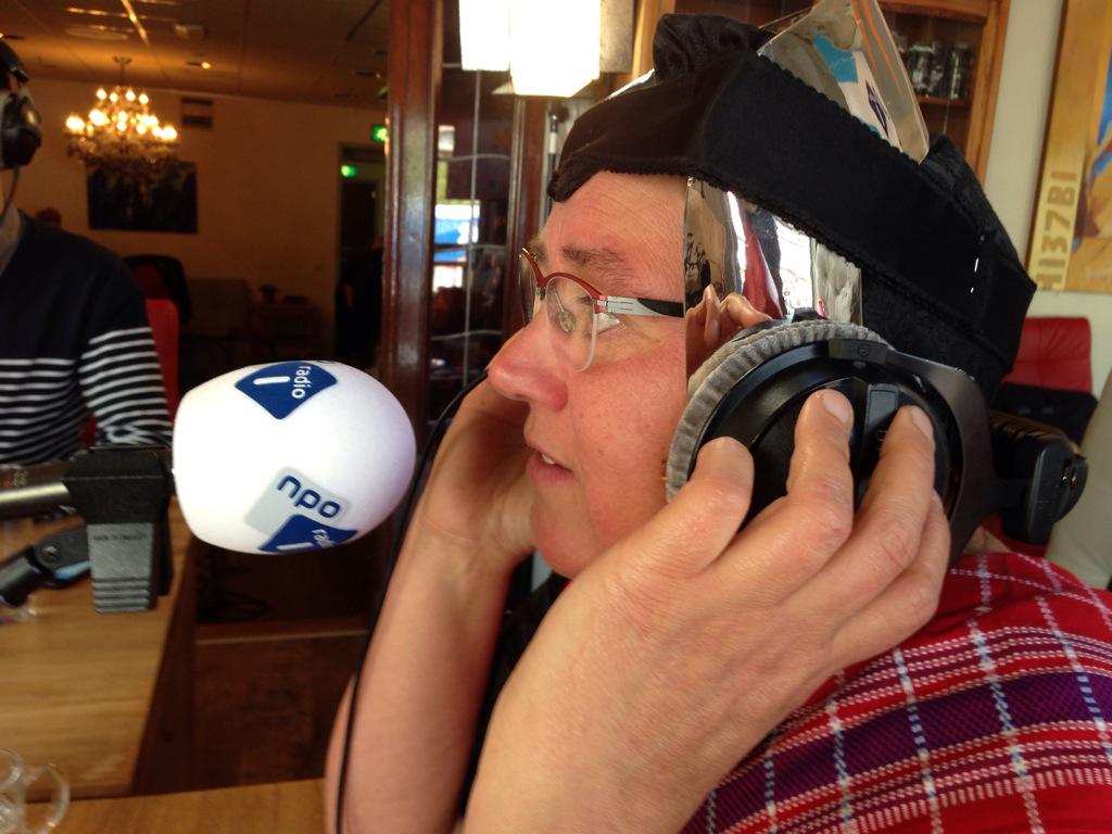 Ik stond te trillen nadat ik de koning een hand had gegeven, zegt Staphorster Minke op #NPOradio1 #oranjefan