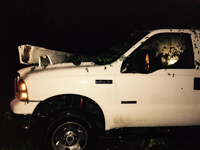ElizabethDinh_'s tweet photo. In #Cleburne's Sand Flats area, one man says this is the worst damage from sever #dfwwx he's ever seen. @CBSDFW http://t.co/9eWBhf5cqi