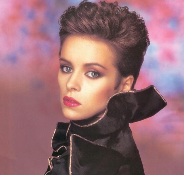 HAPPY 56TH BIRTHDAY TO 80s SINGER, SHEENA EASTON!! SHE\S STILL WORKING \"9 TO 5\"  