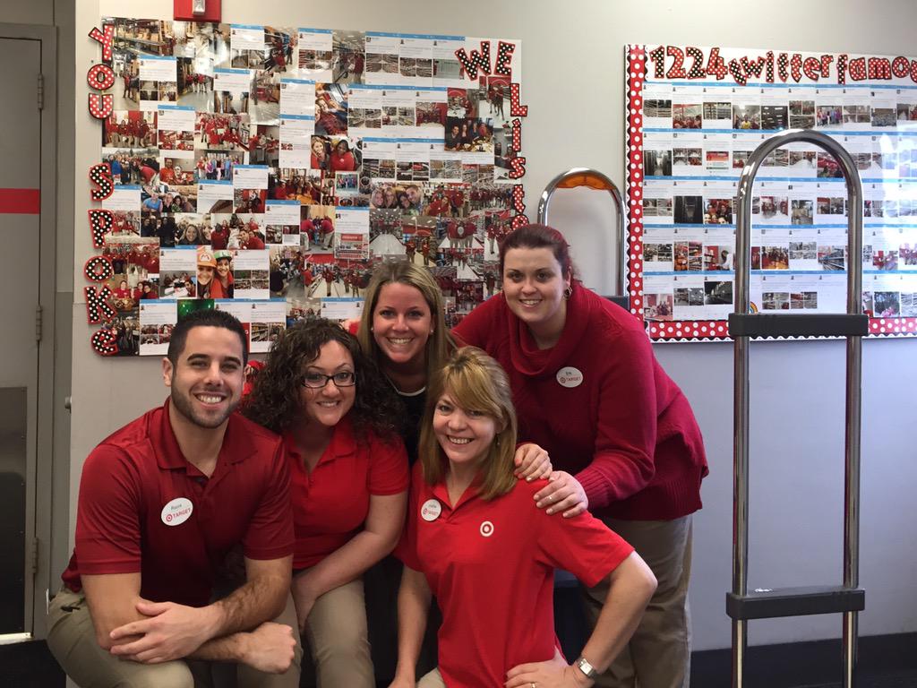 nikki_jamin's tweet photo. Celebrating 8 months of progress with the #bestteaminretail at T1224!!! Thanks for the idea T1055!! http://t.co/GiSmGSnFSt