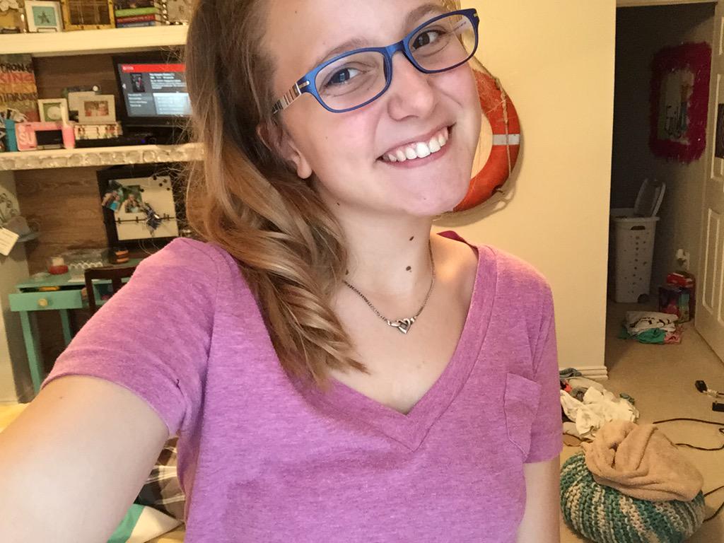 emilysledge1 tweet picture