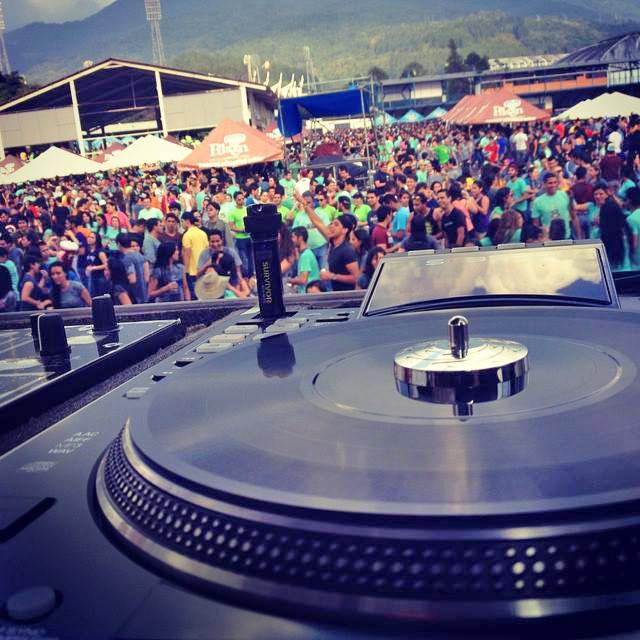 denon_dj's tweet image. #ControlTheCrowd @denon_dj #SC3900 #StillRockin&apos;