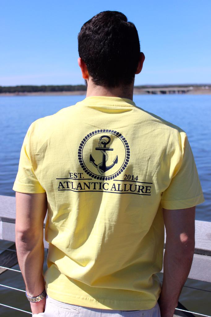 AtlanticAllure's tweet photo. GIVEAWAY! Win a classic short-sleeve tee, pair of croakies, and a koozie. RT and follow to enter! Ends 4-30-15 ⚓️😍 http://t.co/UPRVq4mE6J