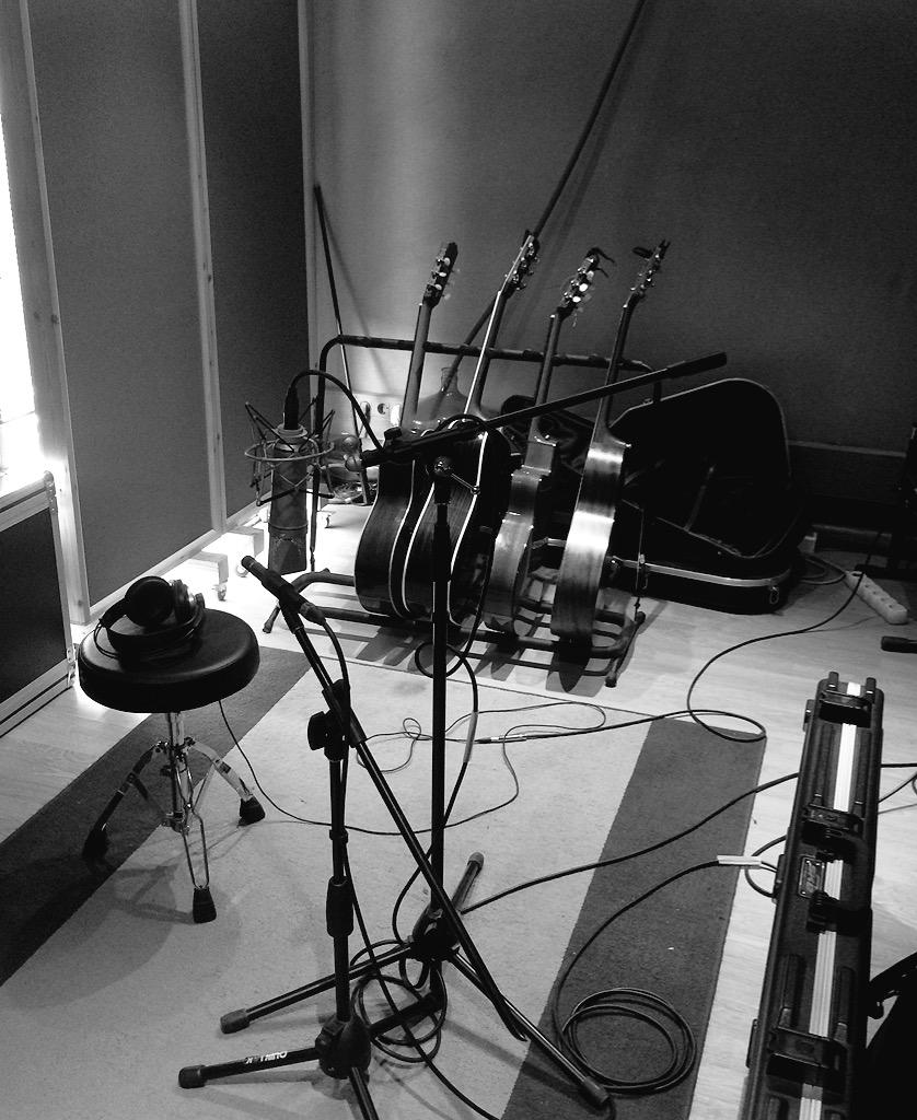 Ja tenim 5 temes gravats! Ara toca descansar i demà més! <a href="/tapetonestudio/">tapetonestudio</a> #Dia6