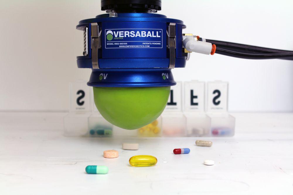 Aumaga71's tweet photo. #Innorobo #Exhibitor: @EmpireRobotics and the #VERSABALL gripper, easy-to-program & versatile http://t.co/3Tiei1NFz9 http://t.co/8UtmQrmxv1