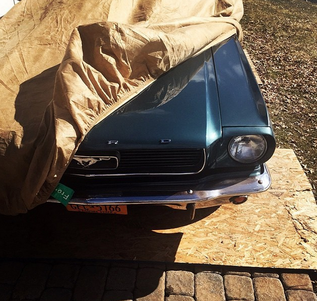 CapitalFordCLT's tweet photo. Now that the snow is gone, let's get on the road for a much-needed spring cruise! #FordThrowback http://t.co/T9AGFMU5tv