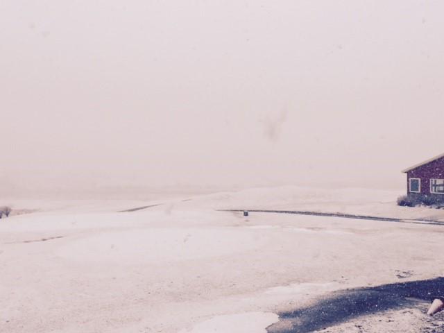 PennHillsGolf's tweet photo. Mother Nature....we need to have a discussion!!  It's April 27th! #testingourpatience http://t.co/vMWpk1es1n