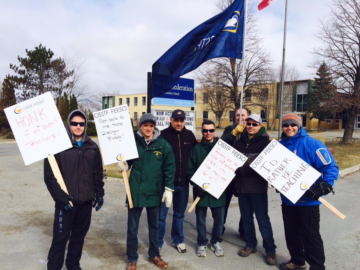osstf's tweet photo. #OSSTFD3 Pres James Clyke joins teacher members on the picket lines in Rainbow DSB. #osstf #etfo #oecta #cupe http://t.co/qWHUVNLTge
