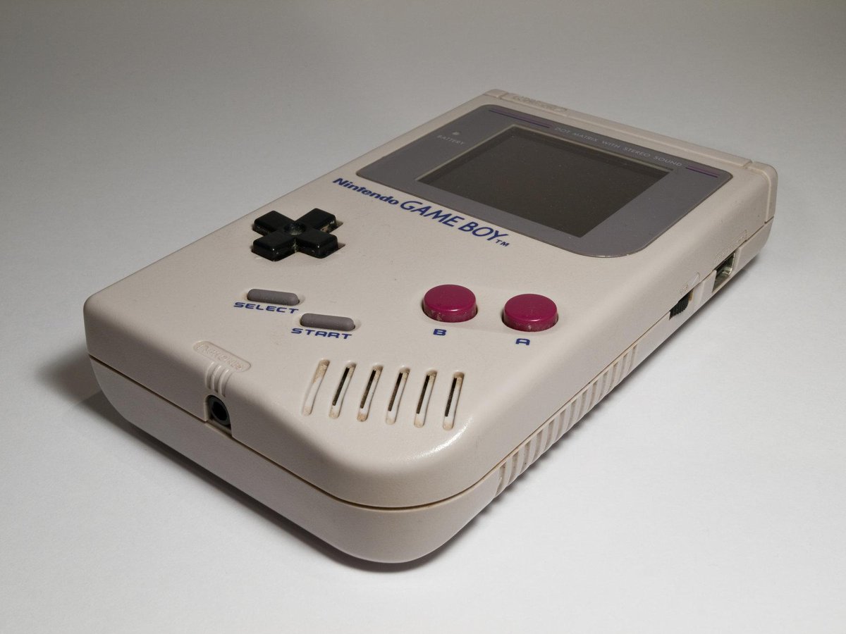 I’ll Never Love a Video Game Console Like I Loved the Game Boy bit.ly/1EJgJi7