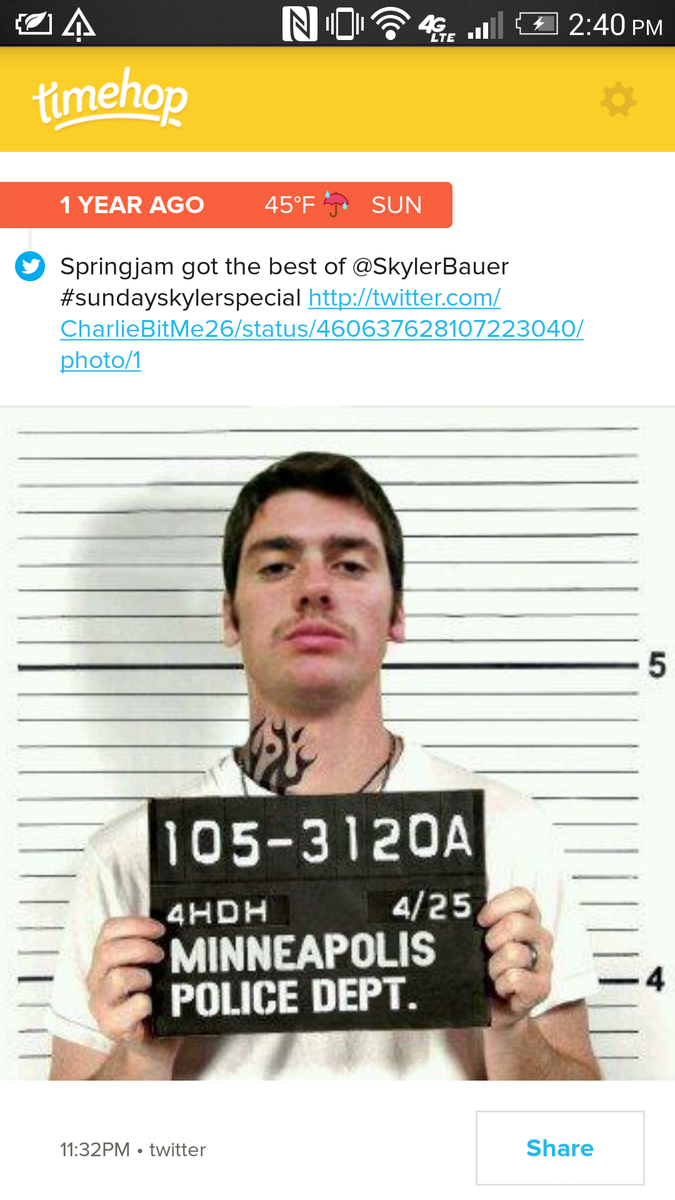 CharlieBitMe26's tweet image. Disappointed you got rid of the tat @SkylerBauer