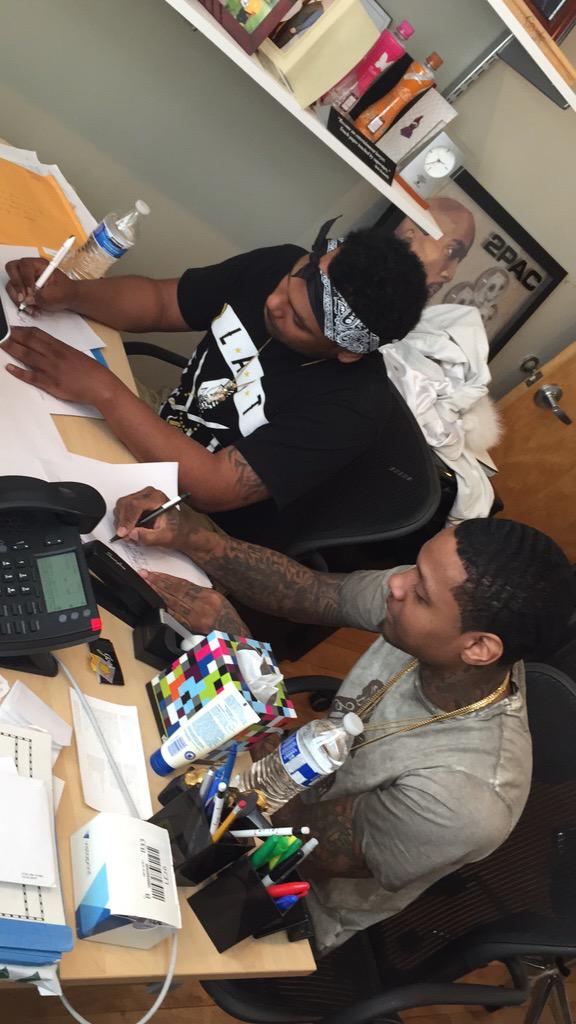 lildurk's tweet photo. new #onlythefamily signee @hypno_carlito congrats on your future success #OTFENT go follow him and show love !!!!!!!! http://t.co/KMg2s9nlfd