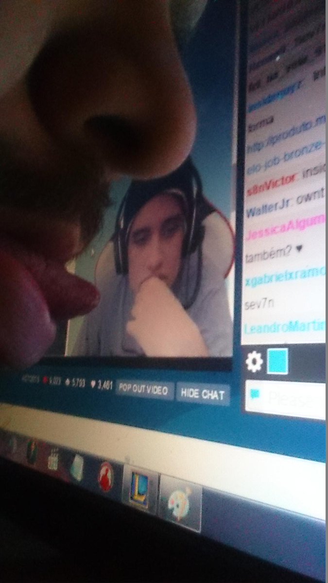 MattheeusLopees's tweet photo. #StreamDoSev7n
ganho o game, vo da a lambida assim mesmo, quero que se foda ! http://t.co/sjHaiU4RKh
