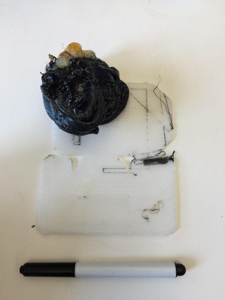 BotFactory's tweet image. Occasionally 3D Prints fail, and when they do they do spectacularly #Makerbot #3DPrintfails