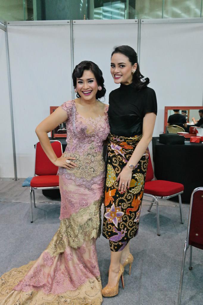 klitoris wanita montok di entot