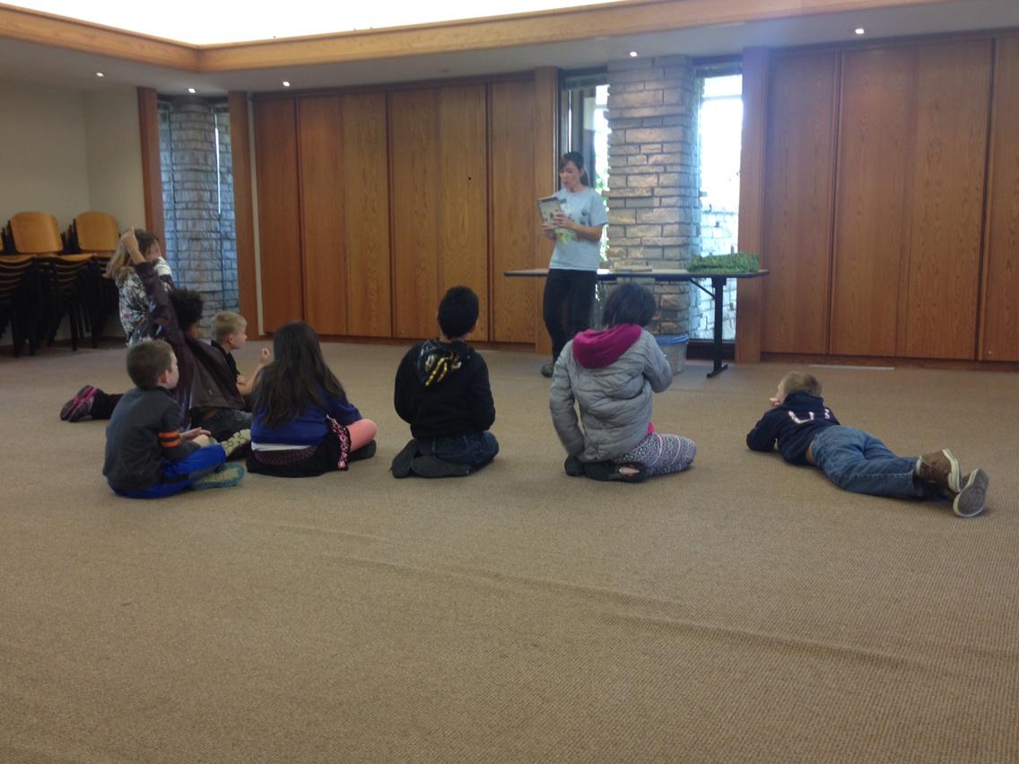 RPCompass's tweet image. Learning about bugs and insects at Powell Gardens.