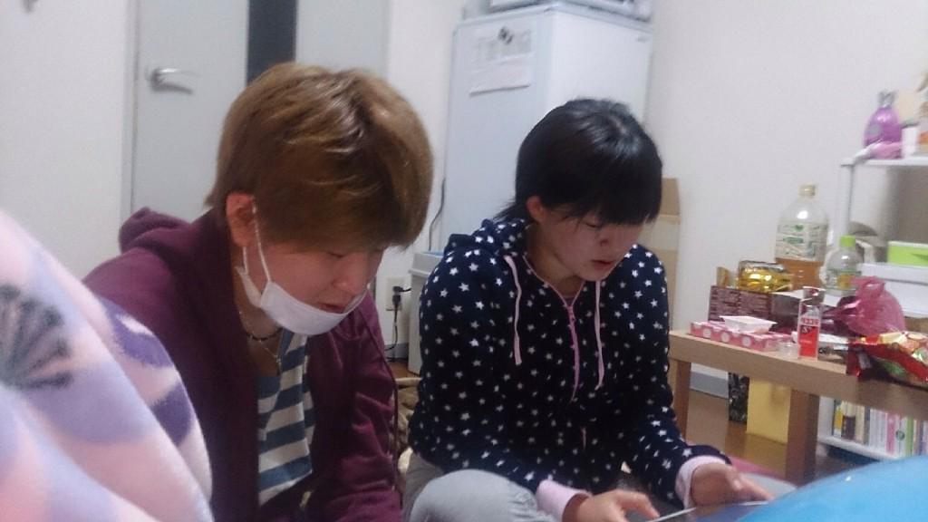 ykhmai's tweet photo. いやーん、めまいなんて久々
昨日楽しかったなーもどりたい
あと二日でゴールデンウイーク突入やけがんばろーよー http://t.co/5ZewpDNoiu
