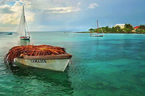Info_Turismo's tweet photo. #Bayahíbe: el rincón de #RepúblicaDominicana que todo amante del #buceo debe visitar https://t.co/SE2jDpS2nS http://t.co/VDDX1GP6q3