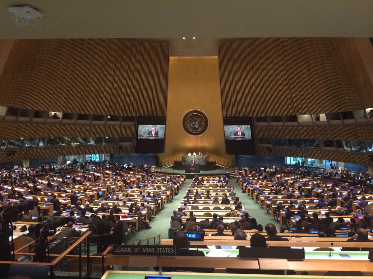 SpainUN's tweet photo. Acto de apertura del Tratado sobre la No Proliferación de las Armas Nucleares #TNP2015. http://t.co/CtqHzjT3xo