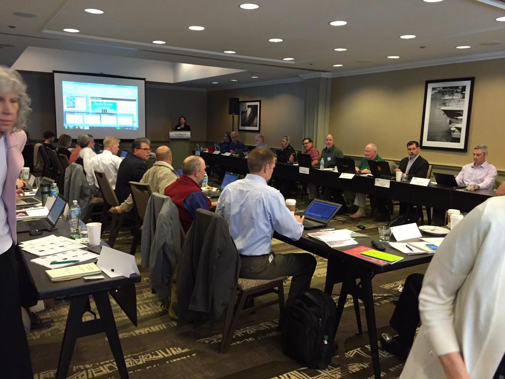 JollyFishPress's tweet photo. Presenting to a room filled with our sales reps can be quite intimidating. #IPGSummit15 http://t.co/of7jPjjkJd