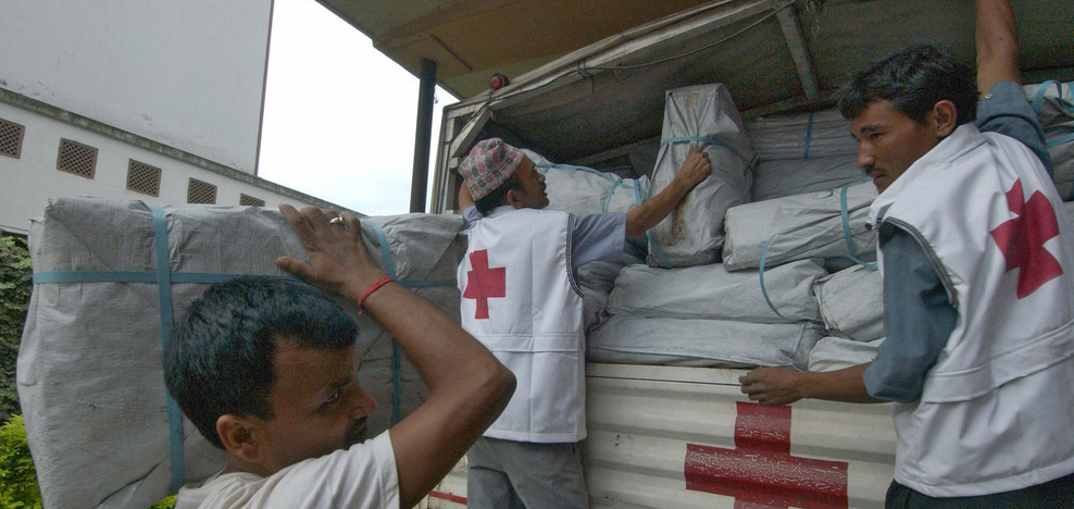 BFinterwebz's tweet photo. Here Are A Few Places To Donate For Nepal Earthquake Relief http://t.co/aLoqbIVXfA via @hayesbrown http://t.co/vA8cp7PhD9