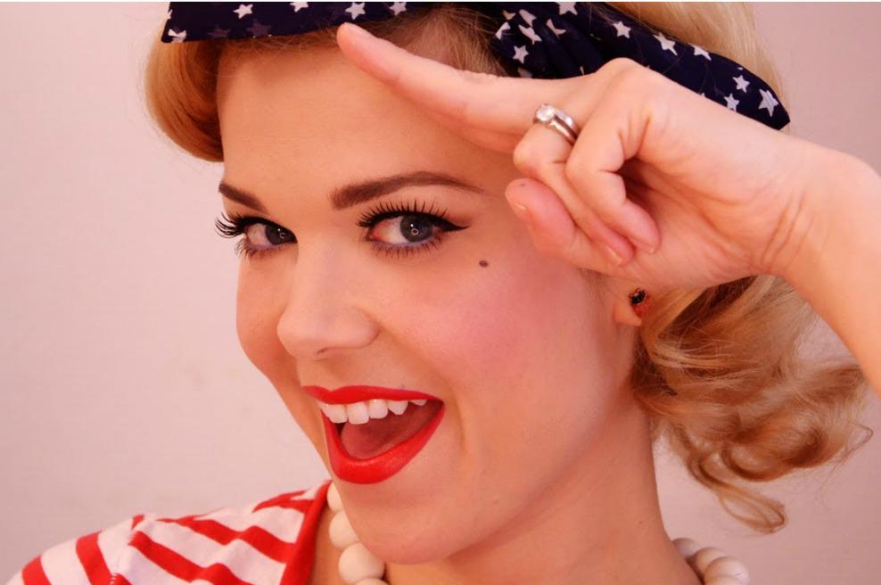 Esta es toda la #historia del #maquillaje en 4 minutos! bit.ly/1J4edRy