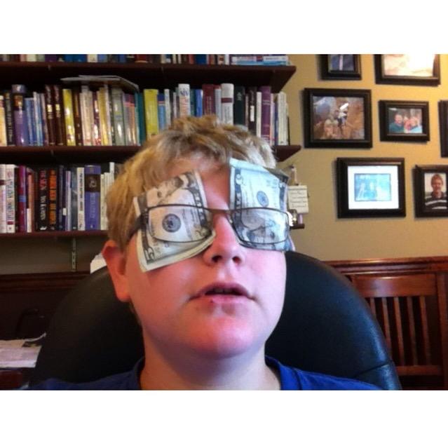 mtchllbwsr's tweet photo. CAN'T SEE DA HATERZ http://t.co/EBIEdES8CX
