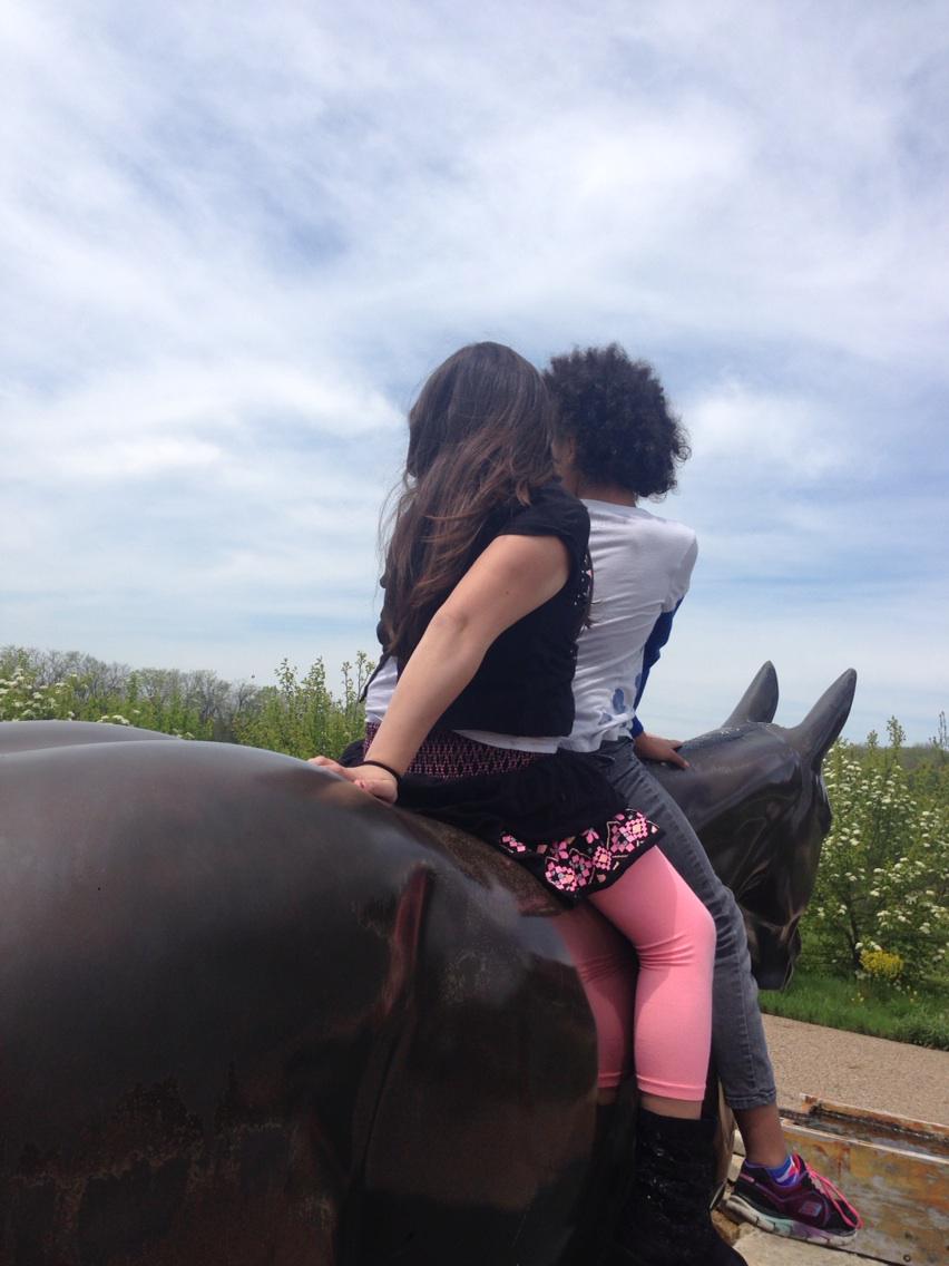 RPCompass's tweet image. Cowgirls!