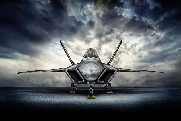 Jalopnik's tweet image. These incredible photos of the F-22 Raptor will leave you stunned. foxtrotalpha.jalopnik.com/see-the-f-22-r…