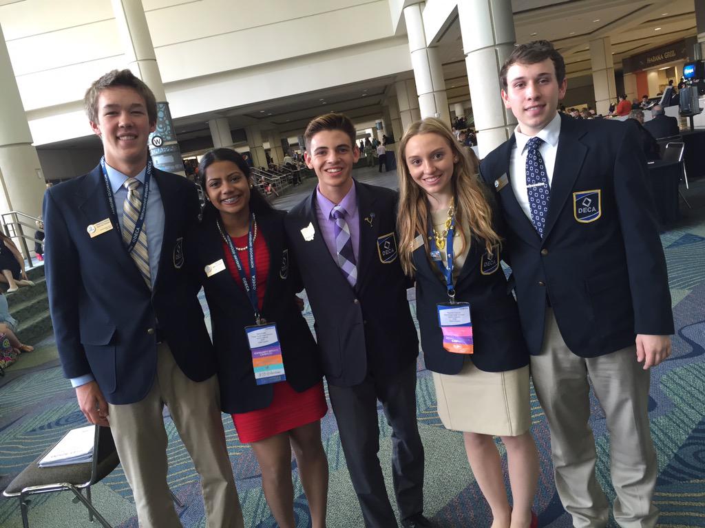 DecaTyler's tweet photo. I had an amazing time meeting with @NDDECA Thank you so much for meeting with me! #Tyler4Prez #DECAICDC π·π·π· http://t.co/pkVhEpjcEX
