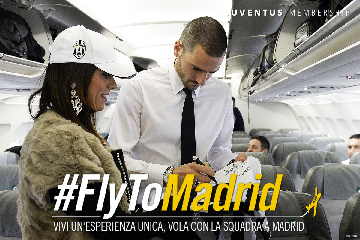 juventusfc's tweet photo. #FlyToMadrid: scoprite qui http://t.co/87uf7uyg3E come assicurarvi un posto sul volo squadra. http://t.co/H2Wz6E3zok