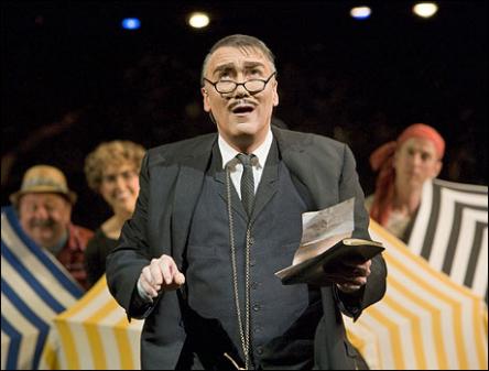 Celebrating the stage work of the great Patrick Page!  Happy bday, Patrick!  