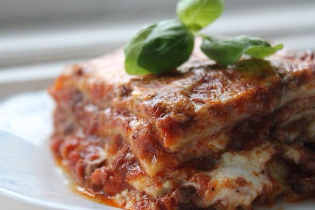 FoodPornItaly's tweet photo. Lasagna. http://t.co/zKAn8hnDez