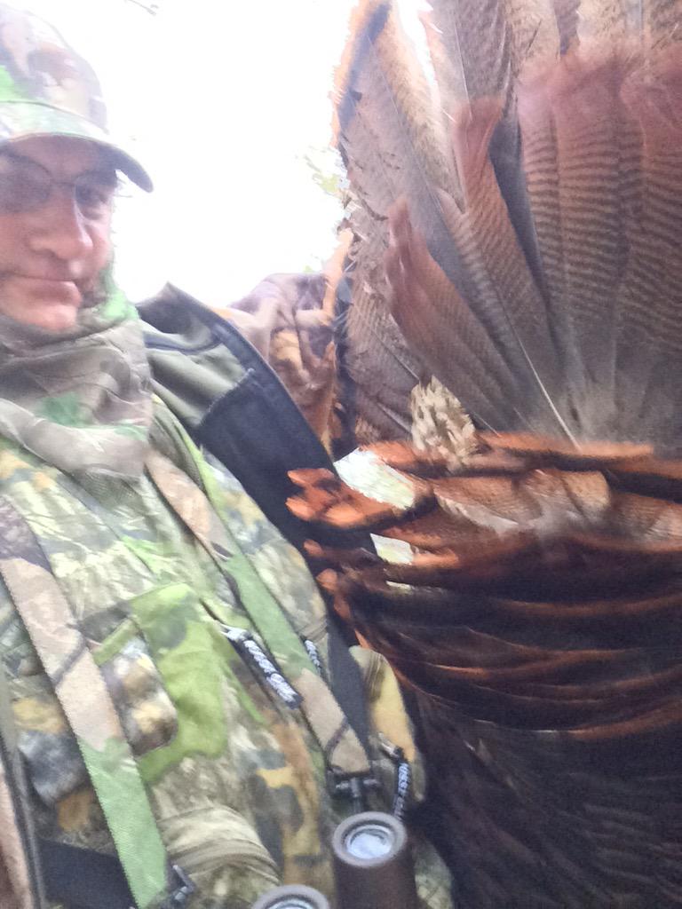 all_blinds's tweet photo. Now this is what I call a "selfie". http://t.co/At2sNsxcZD